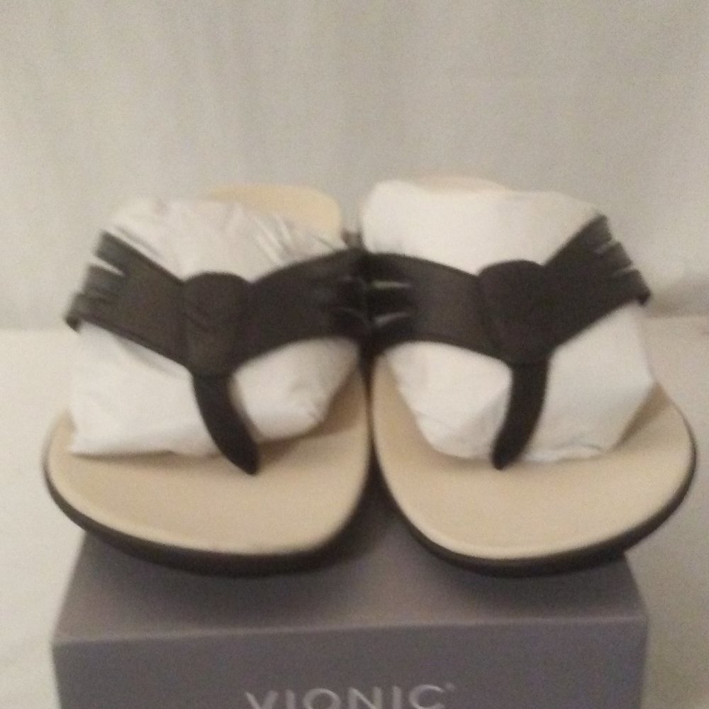 VIONIC Black Alta Leather Sandal - Size 11M Women